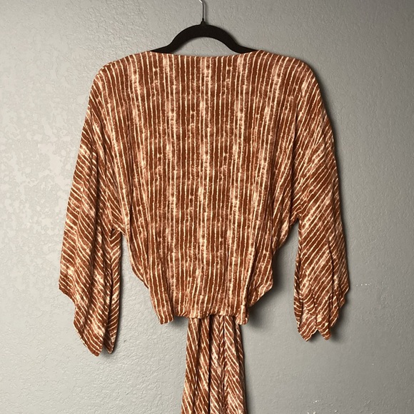 Final Touch Tied Blouse ~ Small ~ Brown and White - Picture 7 of 10